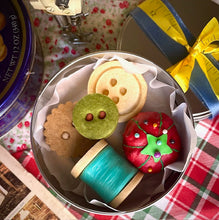 Load image into Gallery viewer, Grandma&#39;s Sewing Kit